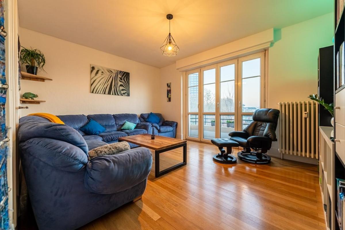 Apartment Large In *